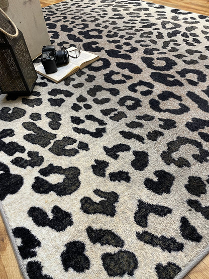 Emery Snow Leopard | Silver