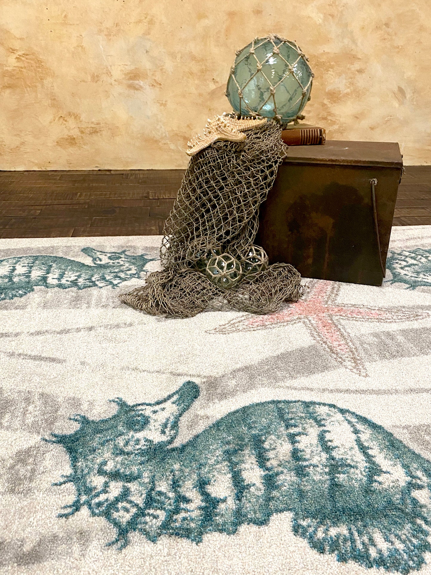 Seaweed Seahorse | Mineral