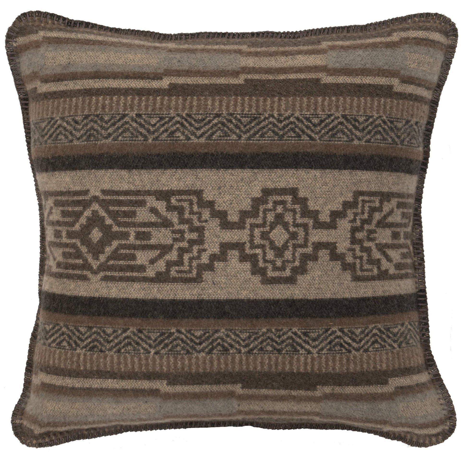 Lodge Lux Bed Scarf & Pillow Set by Wooded River
