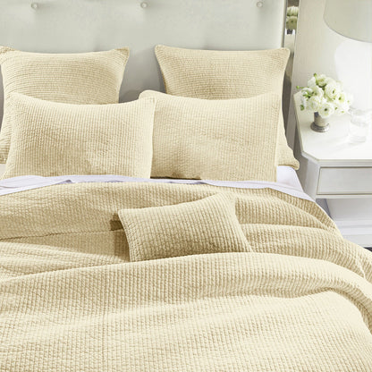 Stonewashed Cotton Velvet Quilt Cabin Rugs and Furnishings