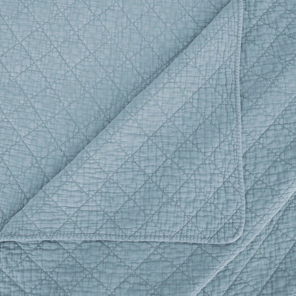 Stonewashed Cotton Gauze Quilt Cabin Rugs and Furnishings