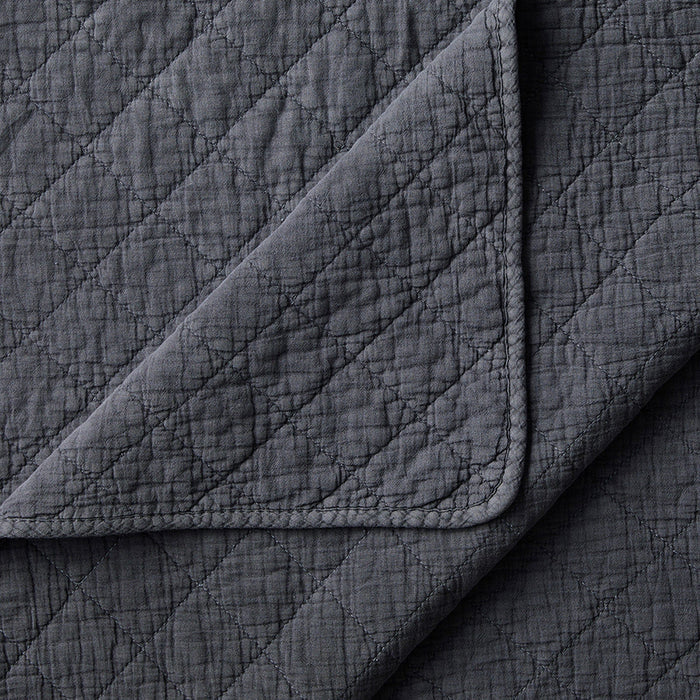 Stonewashed Cotton Gauze Quilt Cabin Rugs and Furnishings